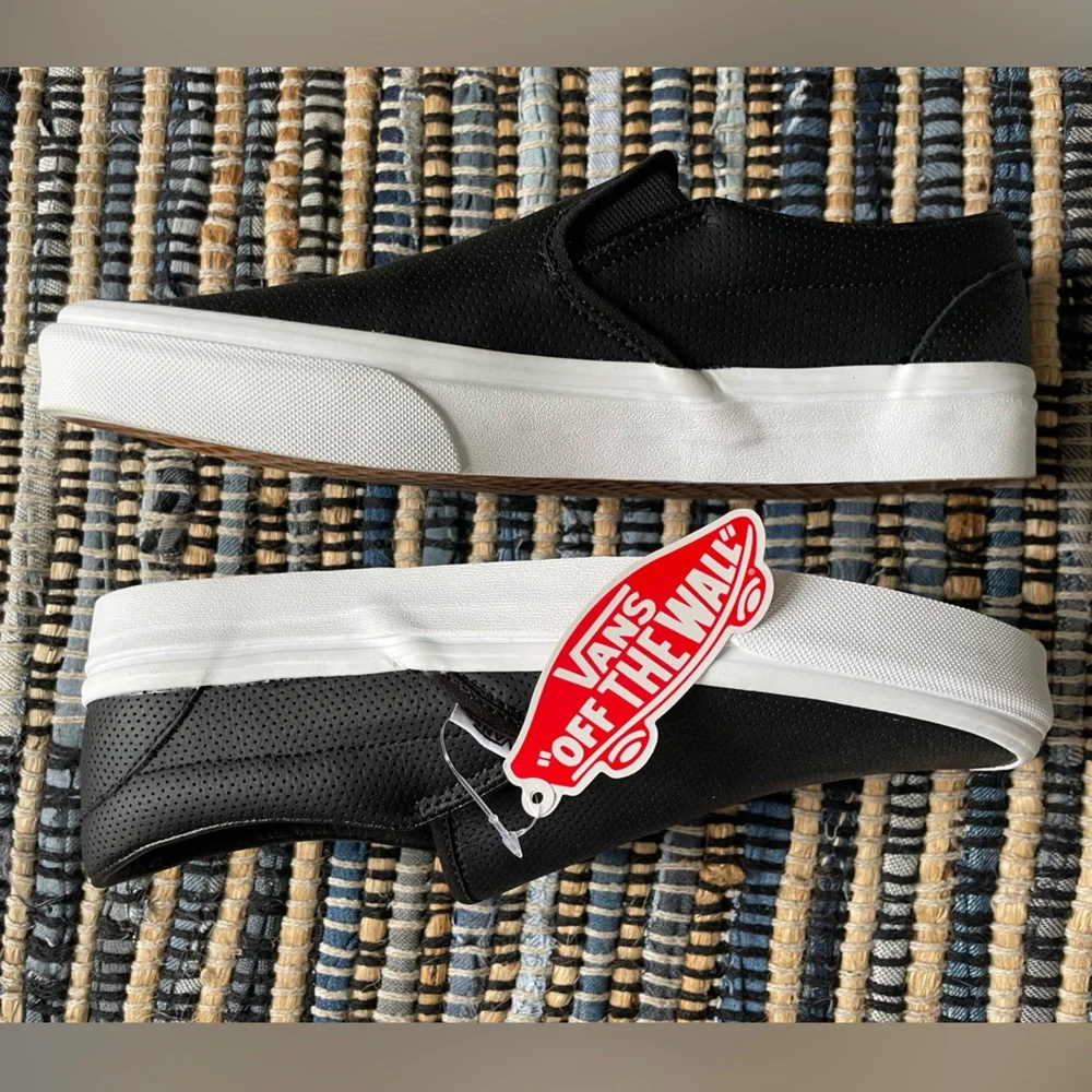 Vans Black Leather Classic Slip-On - Picture 2 of 8